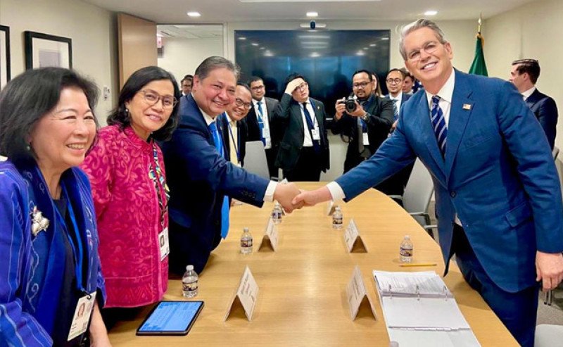Menko Airlangga Bertemu Secretary Bessent, Bahas Kebijakan Tarif Resiprokal AS