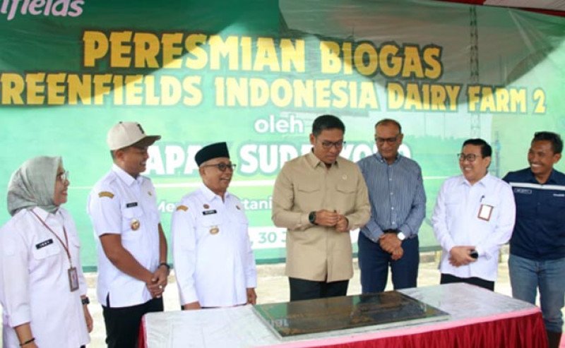 Wamentan Sudaryono Resmikan Biogas Greenfields, Dorong Susu Lokal dan Energi Terbarukan