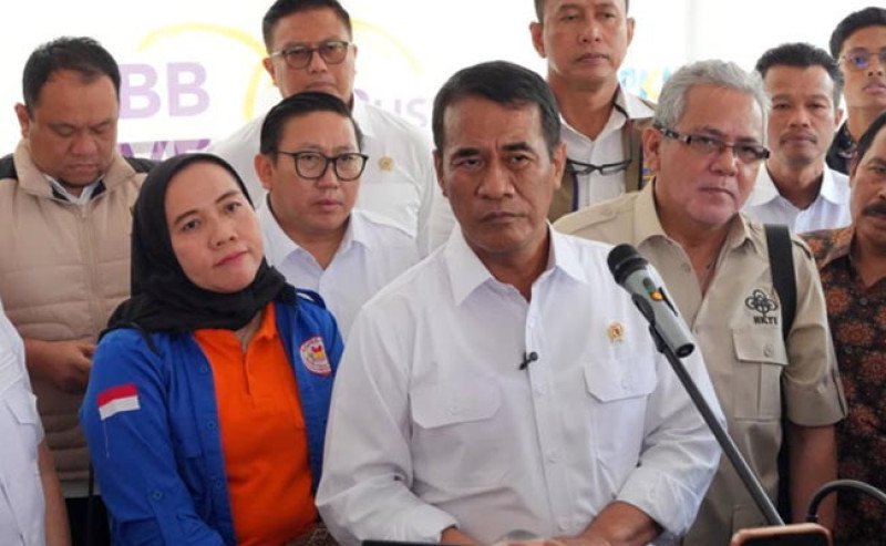 Mentan Amran Ancam Cabut Izin Importir Pakan yang Terbukti Mainkan Harga