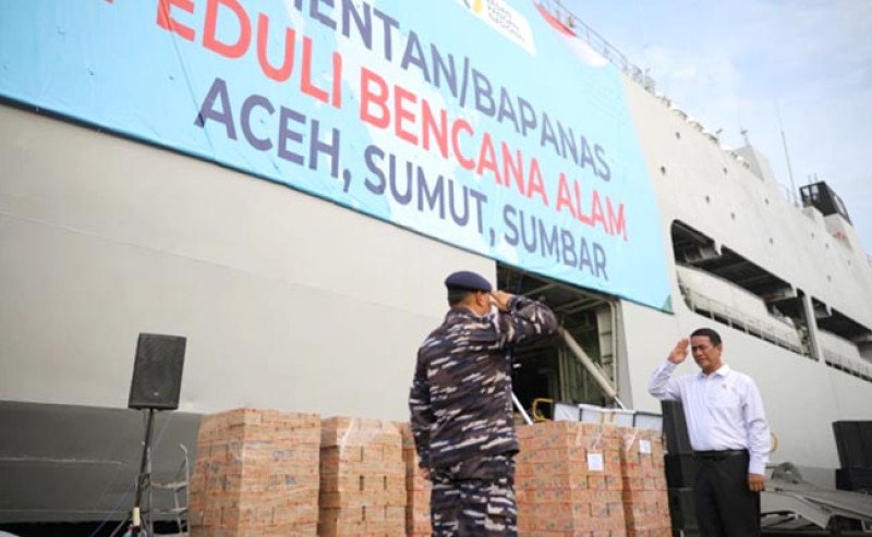 Mentan Amran Apresiasi Sinergi TNI–Polri Percepat Penyaluran Bantuan Bencana di Sumatra