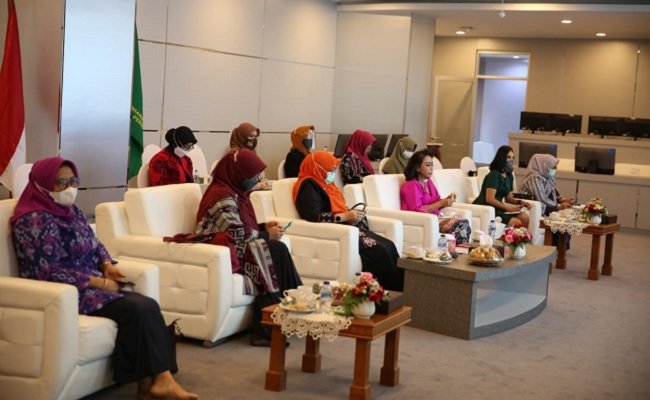 P2L Tingkatkan Peran Perempuan dalam Ketahanan Pangan Keluarga