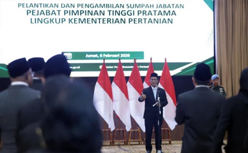 Lantik 55 Pejabat, Mentan Amran Gaspol Reformasi dan Produksi Pertanian