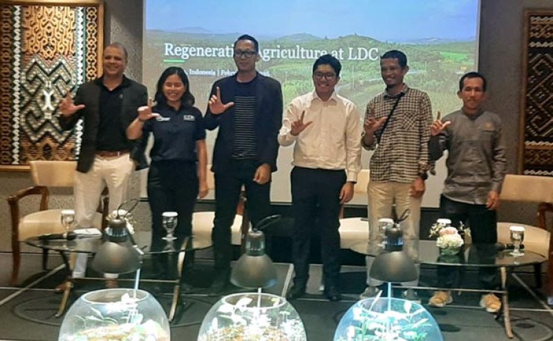 Regenerasi Lahan, Regenerasi Petani: LDC Perluas Pertanian Kopi Berkelanjutan di Indonesia