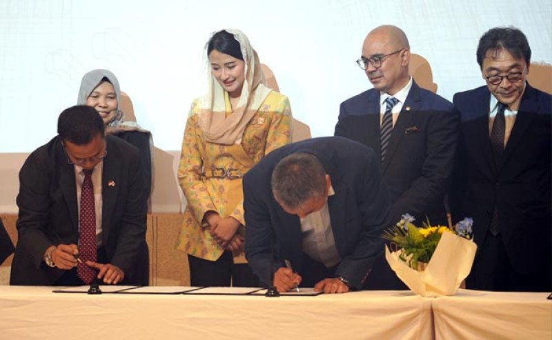 Dari Cokelat hingga Biomassa, Indonesia dan Jepang Teken 13 MoU Dagang Senilai USD 200,8 Juta