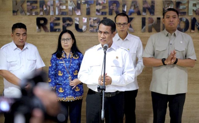 Mentan Amran Sebut Mayoritas Perusahaan Sawit Sudah Sesuaikan Harga TBS, Pengawasan Terus Diperketat