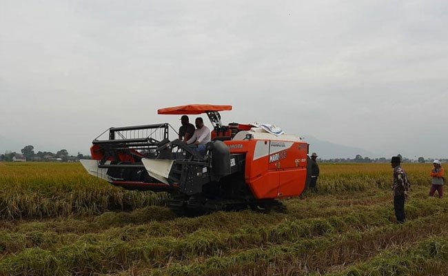 The Agricultural Tools Increase the Production and Welfare of the Farmers